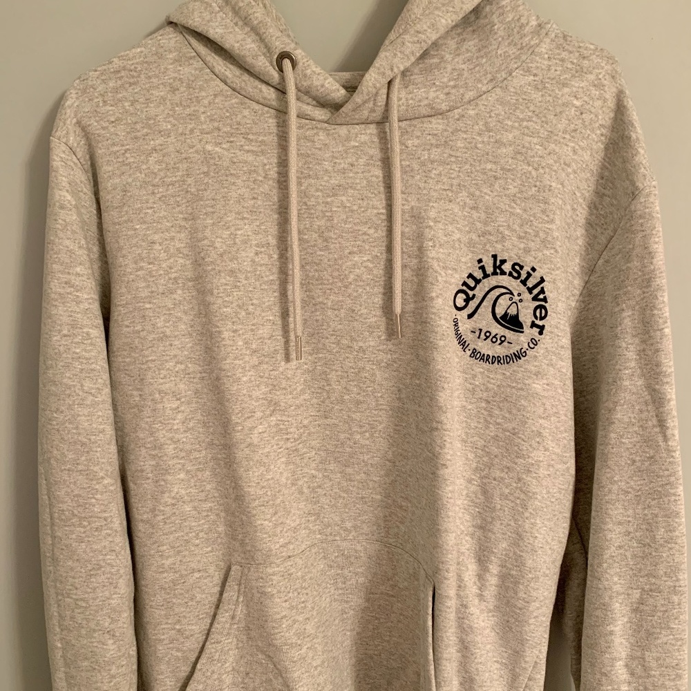 Men’s Quiksilver Hoodie (Never Worn)